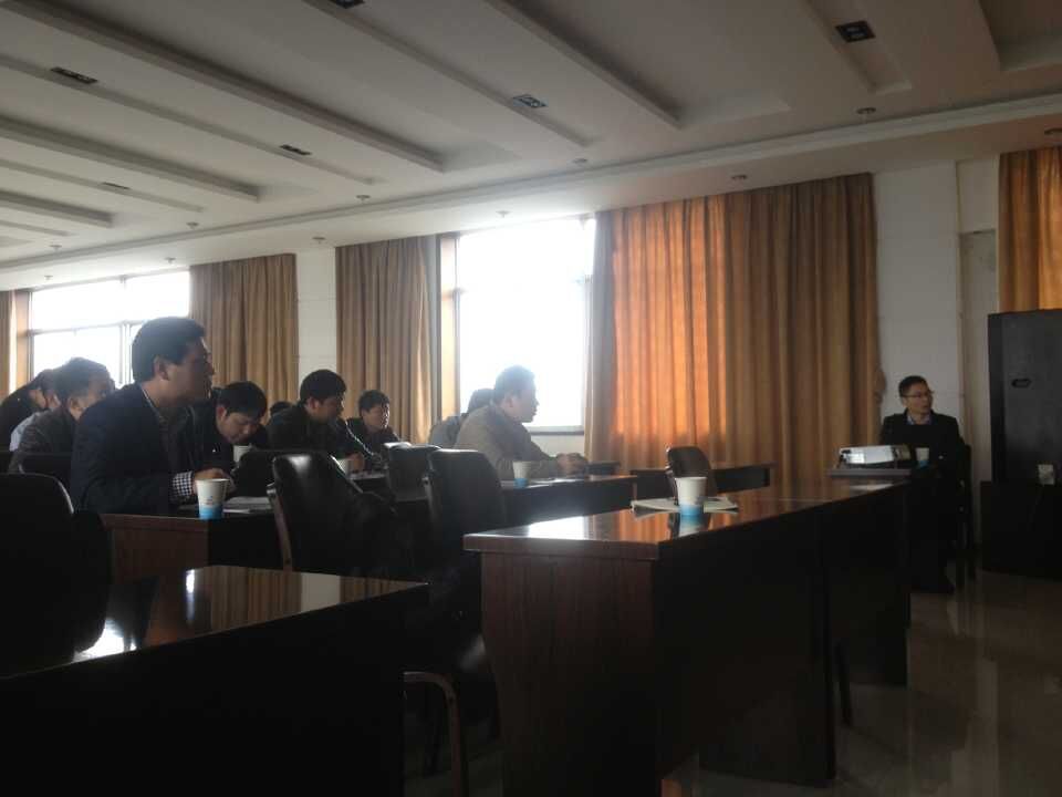 廠家和客戶現(xiàn)場(chǎng)技術(shù)交流