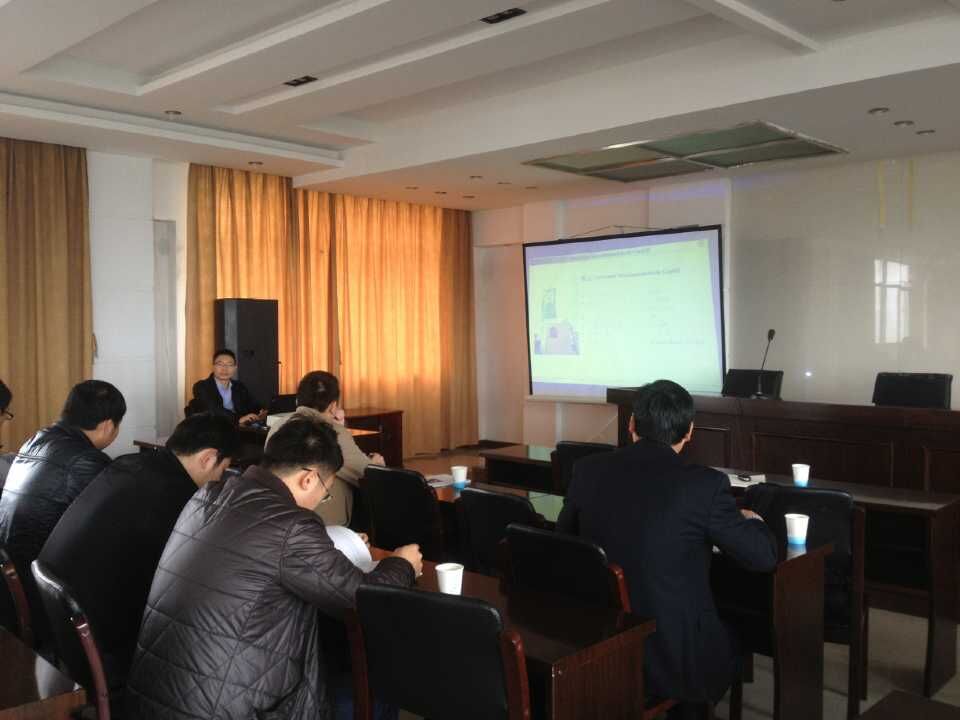 AERZEN廠家技術(shù)代表與水務(wù)公現(xiàn)場技術(shù)交流
